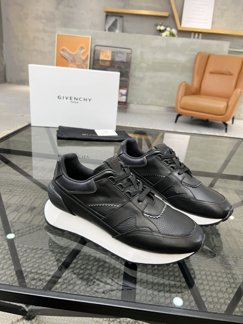 Givenchy Sneakers